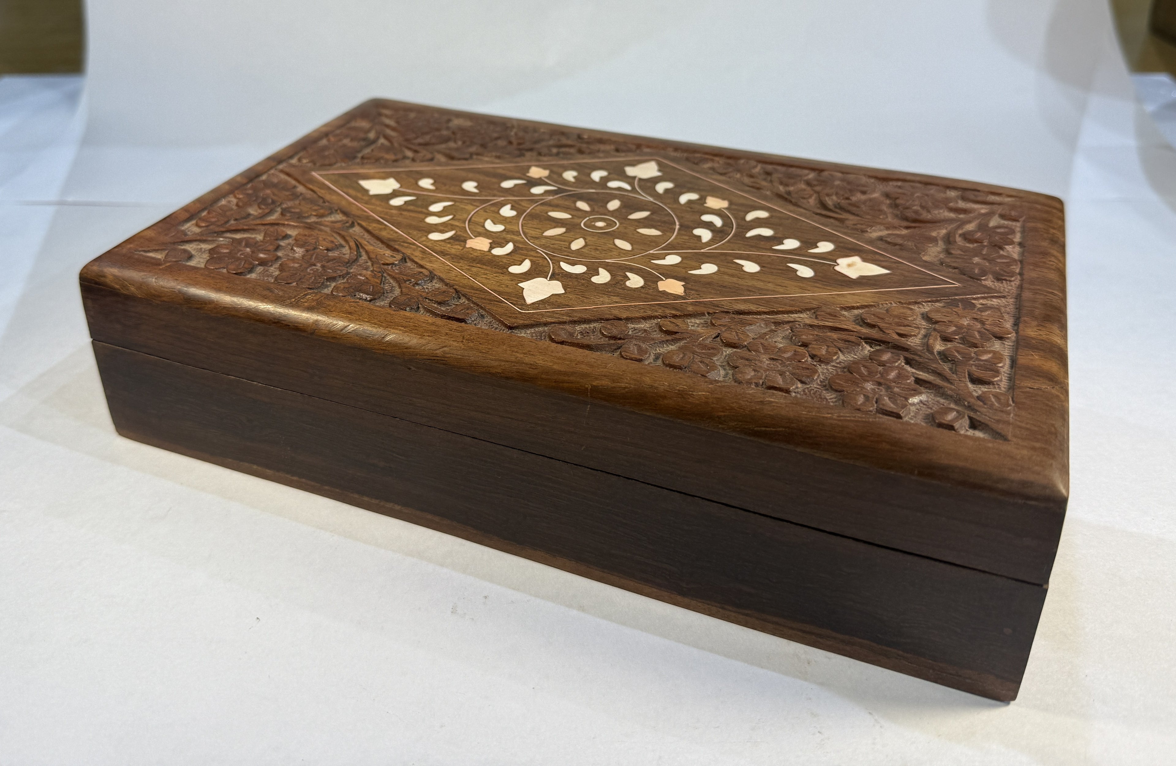 Handcrafted Sheesham Wood Jewelry Storage Box with Mirror (25×15×6 cm)
