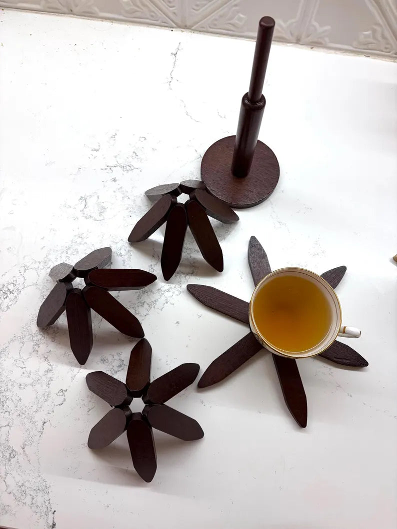 Wooden Tree Trivet Set | Heat Resistant Pot Holders | Natural Table Mats & Coasters | Decorative Wooden Kitchen & Dining Decor