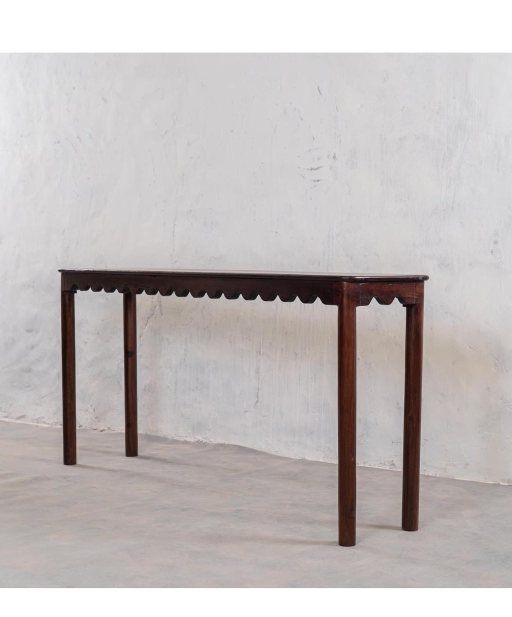 Handcrafted Reclaimed Wood Console Table – Rustic Brown Scalloped Entryway Table