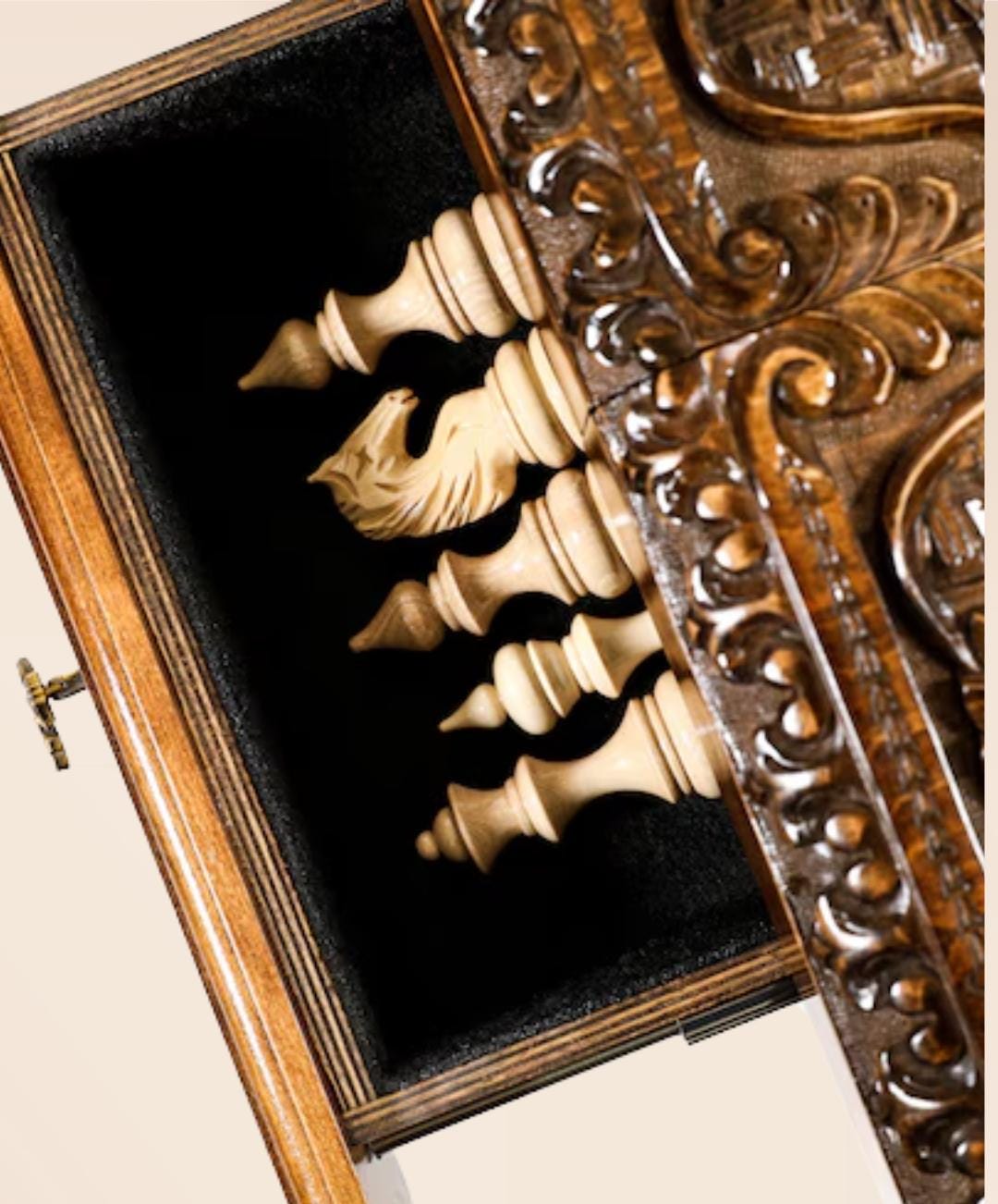 Handmade Wooden Chess Table – Luxury Beech Wood | Exclusive Design | Personalized Engraving | 25-Year Warranty