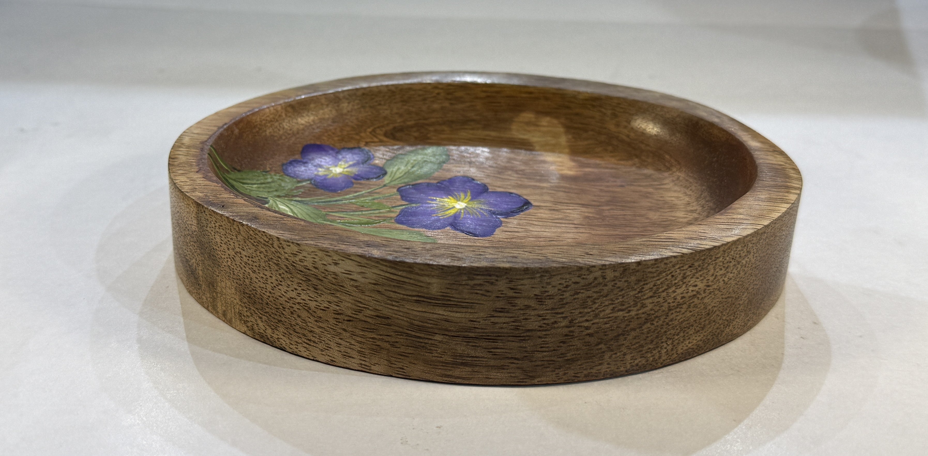 Hand-Painted Wooden Oval Tray – 16x12x2.5 cm