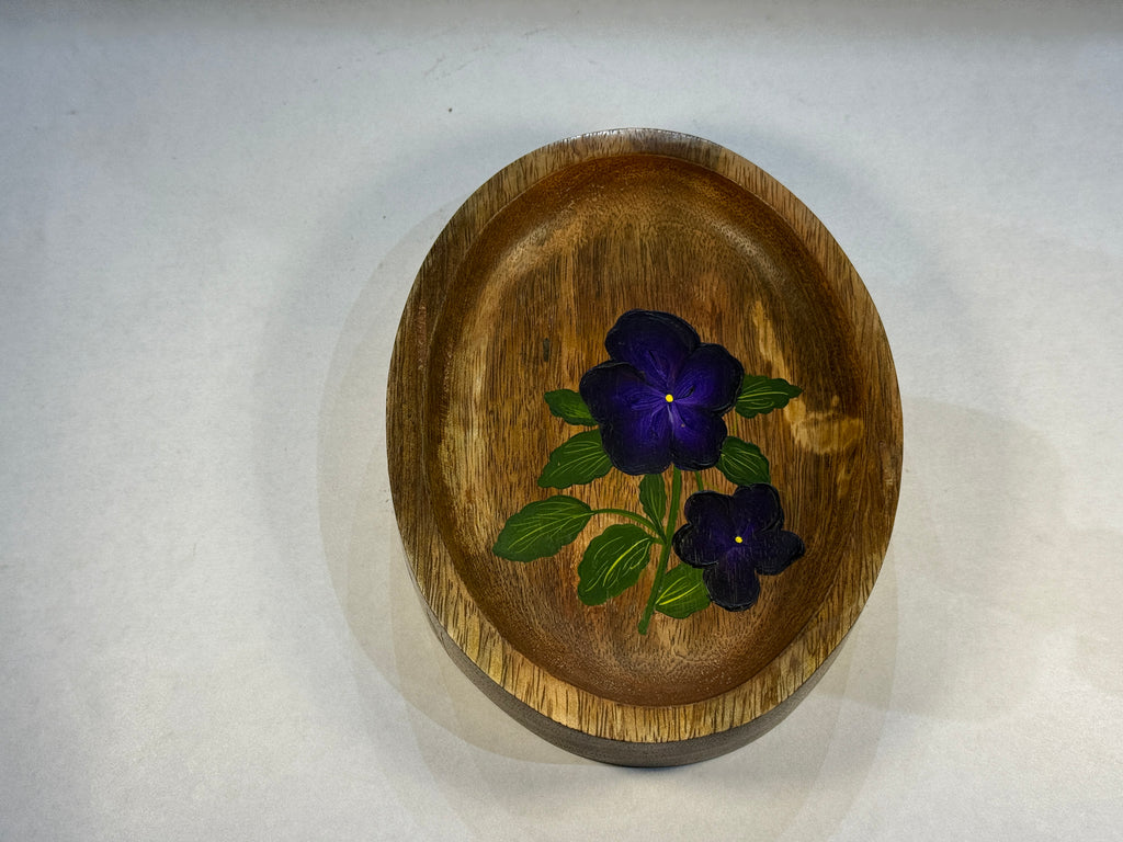 Hand-Painted Wooden Oval Tray – 16x12x2.5 cm