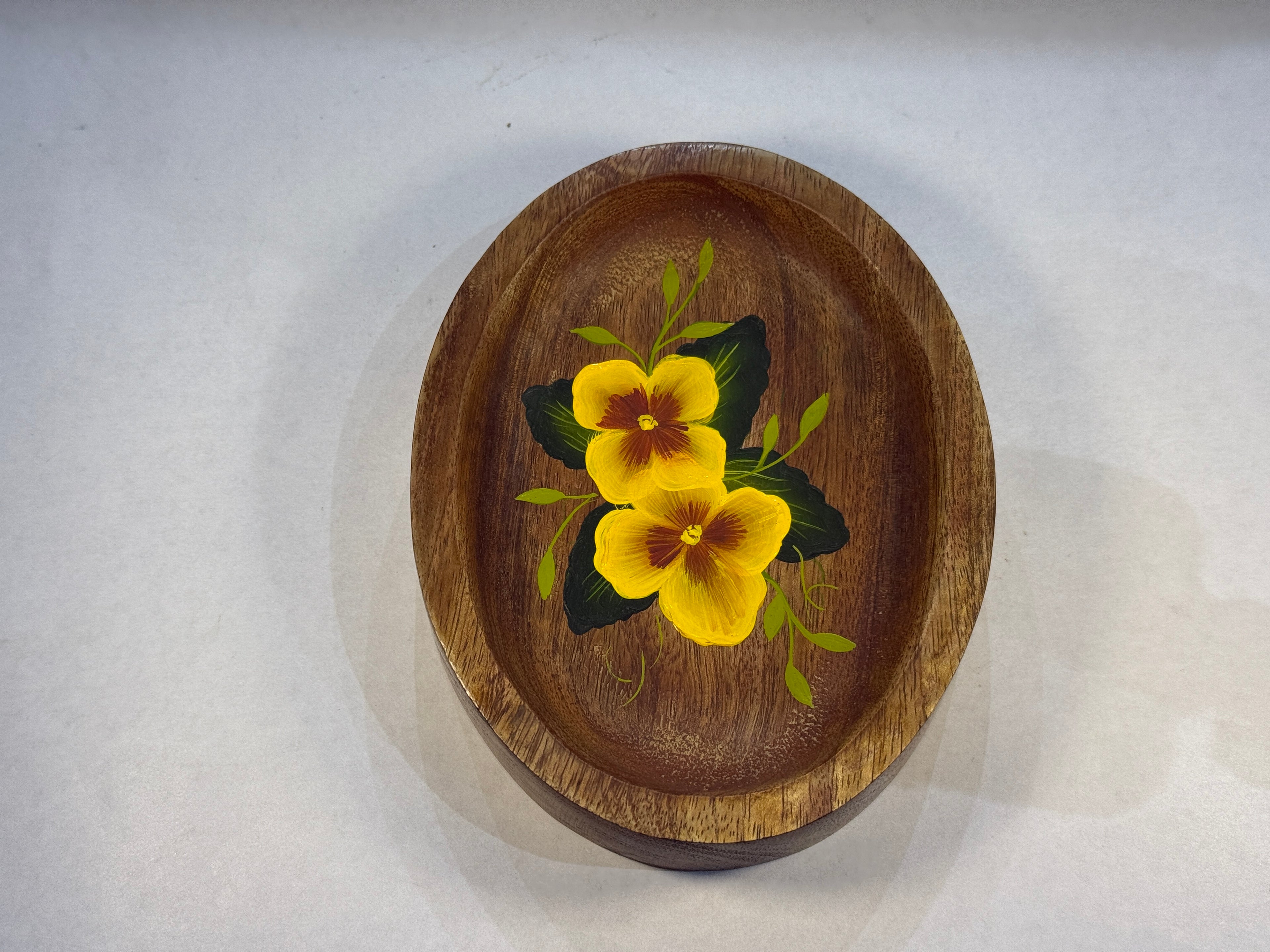 Hand-Painted Wooden Oval Tray – 16x12x2.5 cm