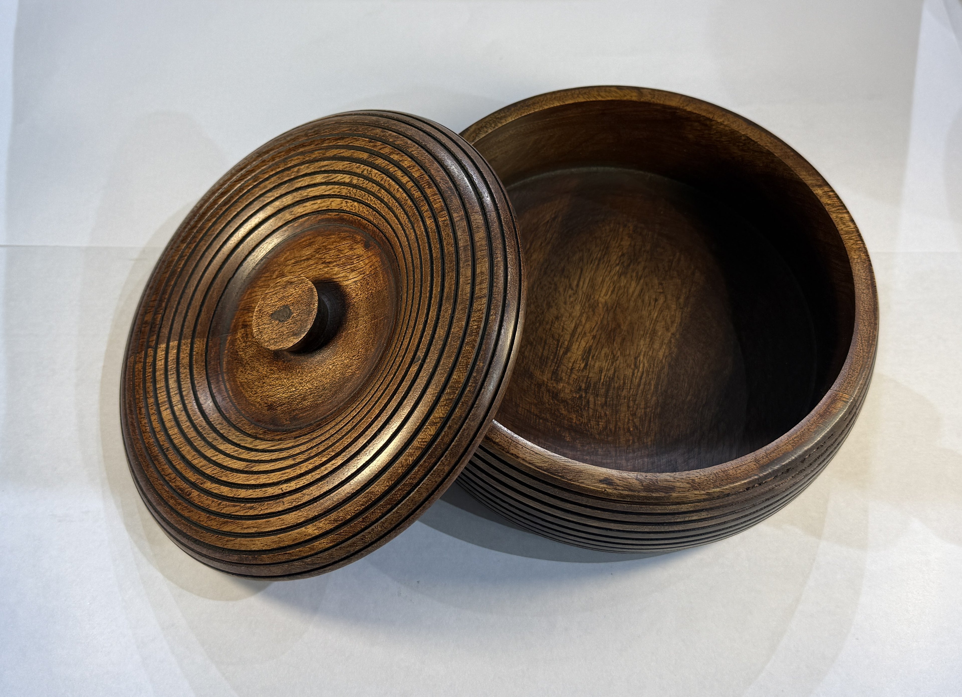 🪵 Handmade Carved Mango Wood Bowl with Lid | Sustainable Storage