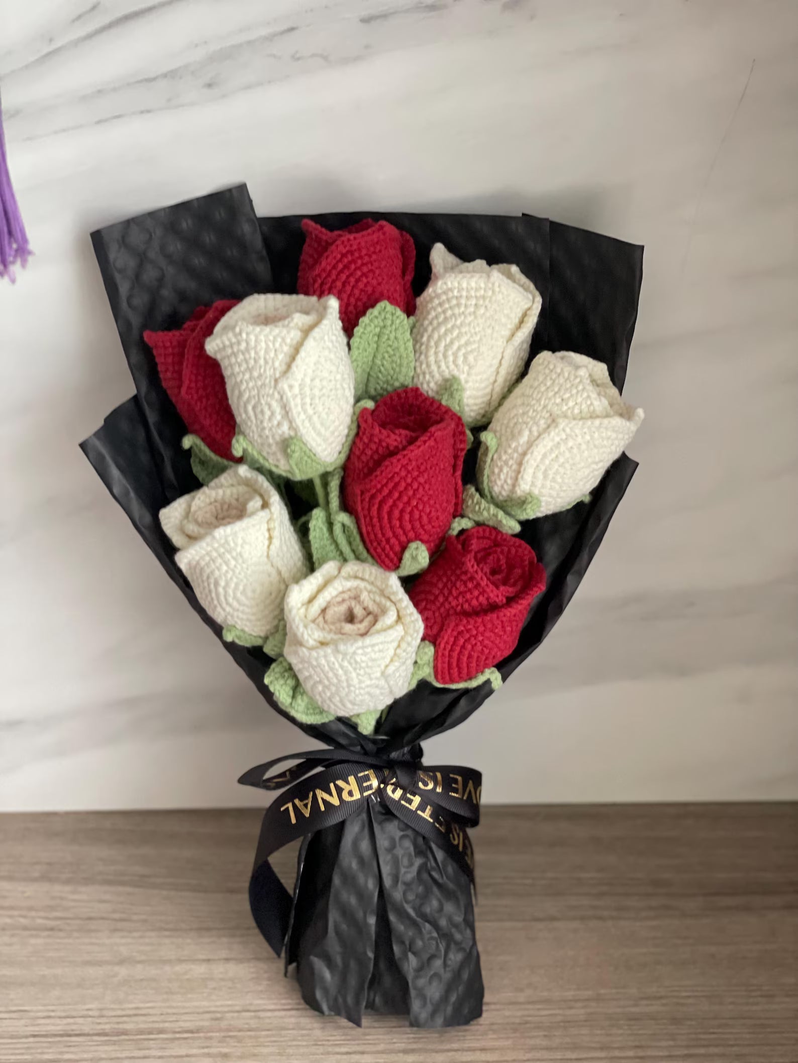 Crochet Rose Gift, Crochet Flower, Crochet Flower Bouquet Gift, Crochet Flower Desk Decor, Gift for Mom, Her, Colleague, Sendoff, Friend