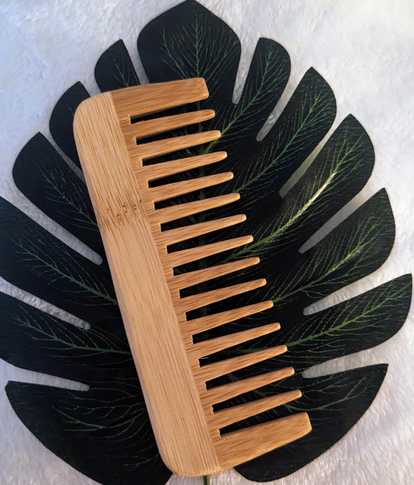 Bamboo Detangling Comb with Handle | Wide Tooth Wooden Hair Comb | Eco-Friendly, Natural and Plastic Free