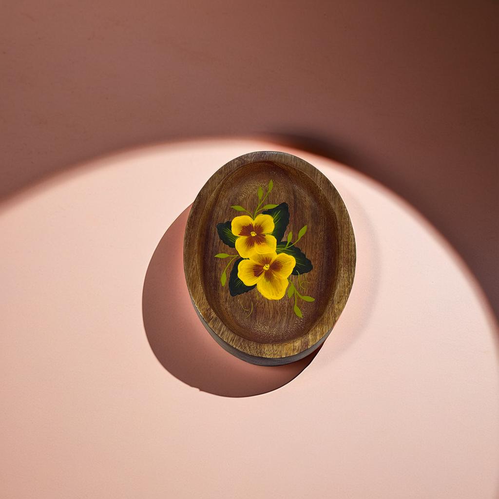 Hand-Painted Wooden Oval Tray – 16x12x2.5 cm